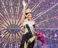 Miss Universe Philippines's evening gown walk a nod to mum Melanie Marquez