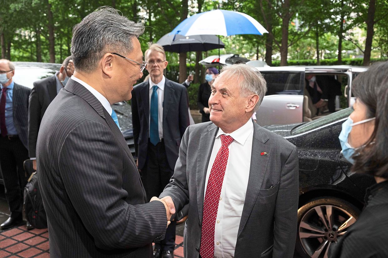 Australia trade minister ‘pleased’ with bilateral talks in China | The Star