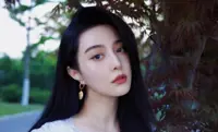 Fan Bingbing’s messy room suggests she’s a hoarder