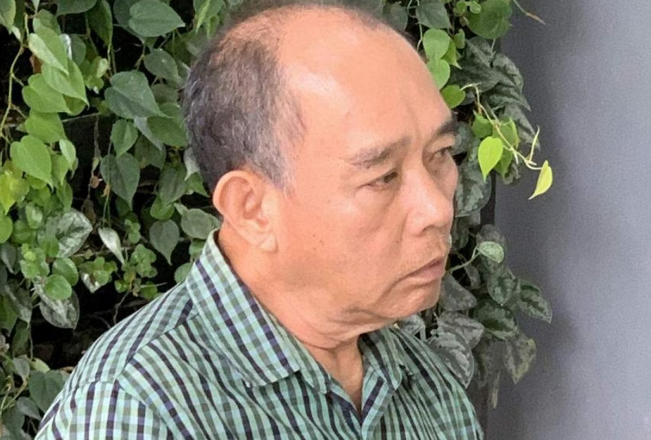 Man jailed for slashing son with chopper over opening of letters without consent - Vimarsana News