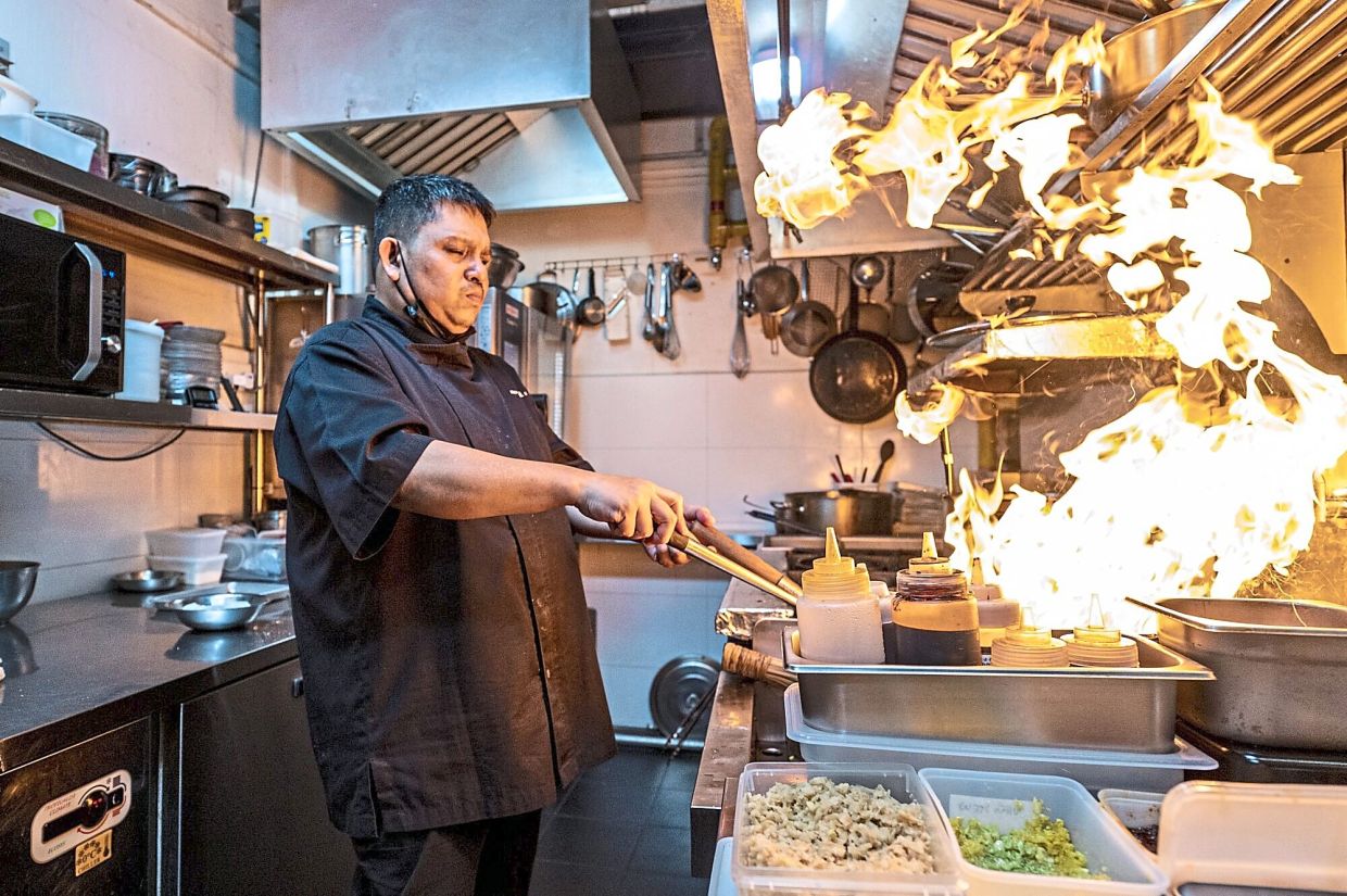 City-state risks losing gastro cred - Vimarsana News