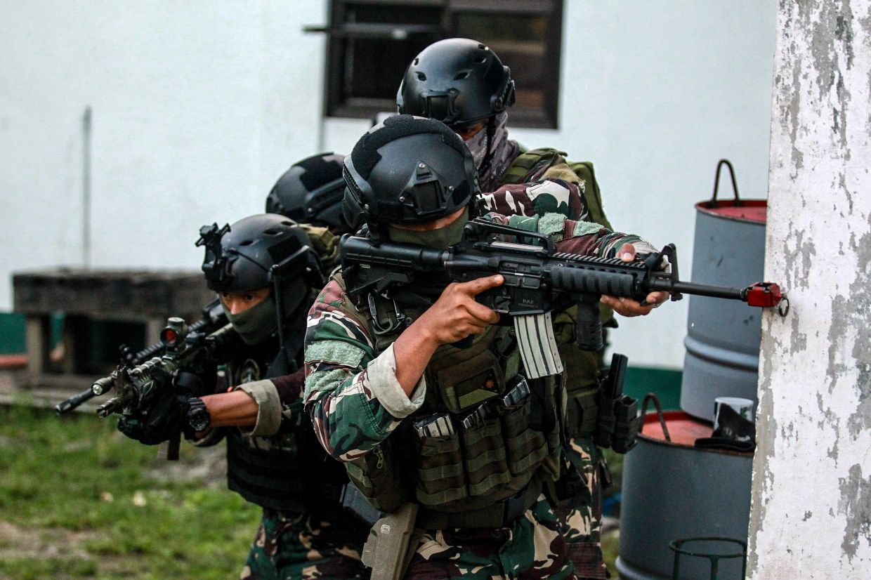 Philippine troops kill four more suspected rebels in clash at Negros Oriental province - Vimarsana News
