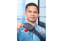 Everest climber’s jacket found