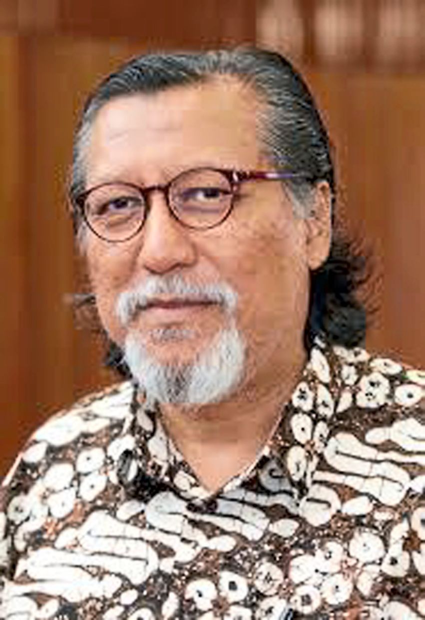 Prof Murad: There can be professional examinations for journalists of all platforms in ensuring quality journalism.
