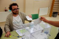Spain government calls snap election after local ballot losses