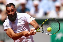 Tennis-Paire keeps his cool but makes another early Paris exit