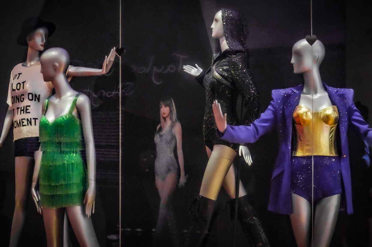 'Visual storyteller': Taylor Swift's 'eras' on display at costume exhibit in NY - Vimarsana News