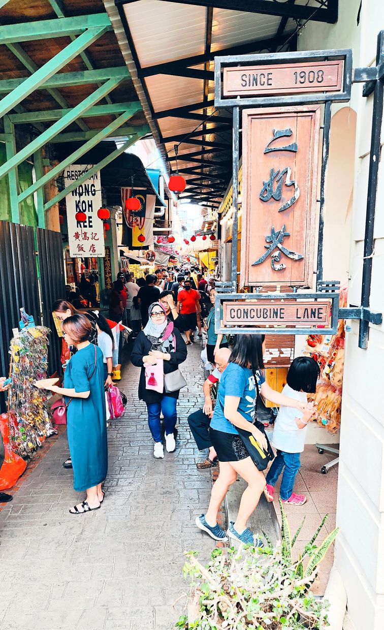 The grid of old roads around Ipoh’s bustling Concubine Lane is full of chic, novel cafes and bistros that attract a young crowd.