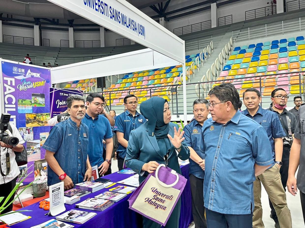Exhibitions held nationwide for school-leavers to check out post-SPM options - Vimarsana News
