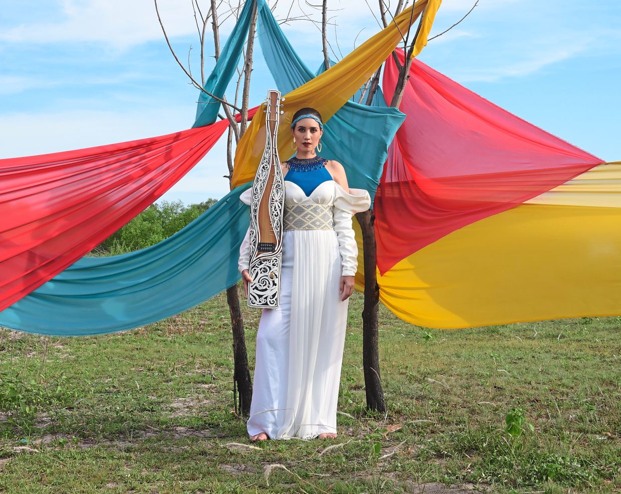 Alena Murang's first solo sape concert is inspired by elements of the sky |  The Star