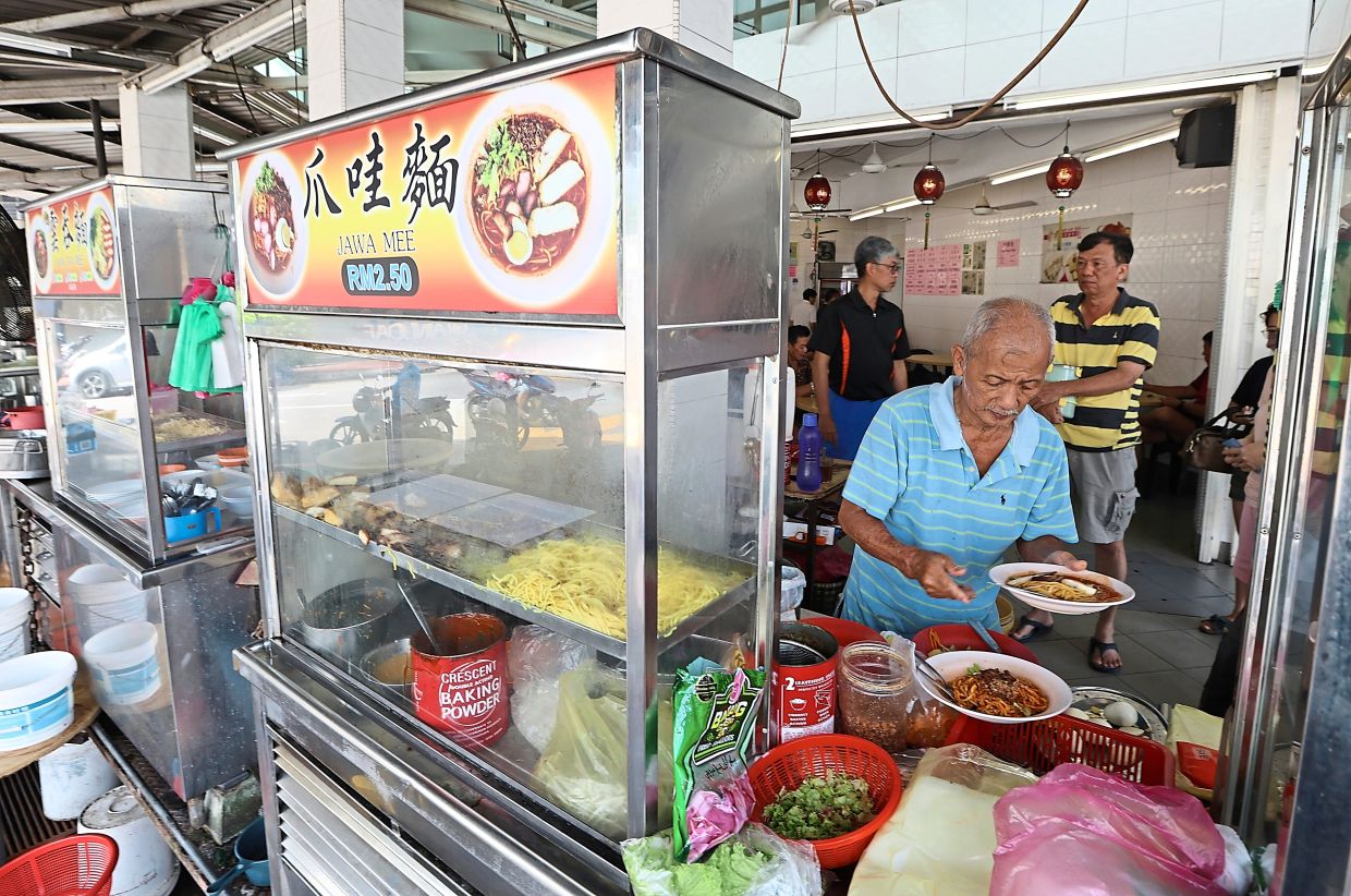 Hawkers look for peace of mind over profits - Vimarsana News
