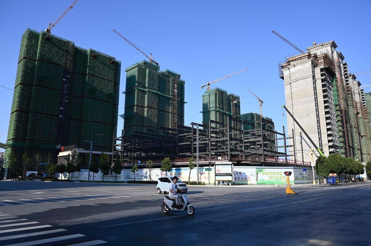 Cambodian PM urges developers to avoid seizing houses from cash-strapped homebuyers - Vimarsana News
