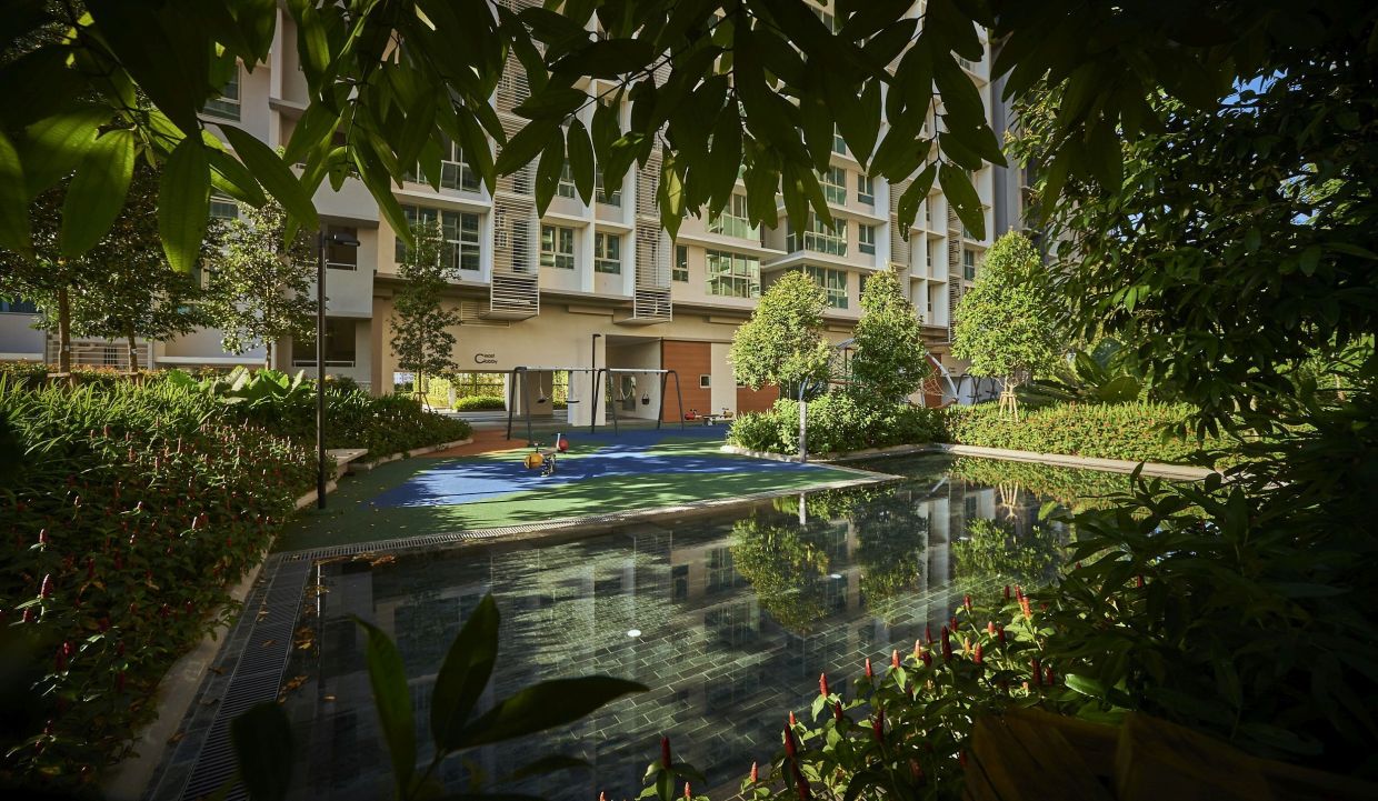 Riding the wave of the global sustainability movement, Cantara Residences features 3.2 acres of common facilities set within a refreshing urban forest.