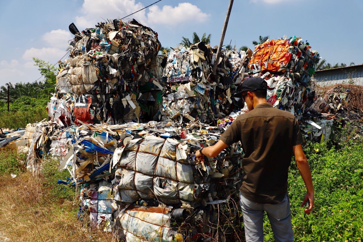 Over 900 tonnes of plastic in landfills every day The Star