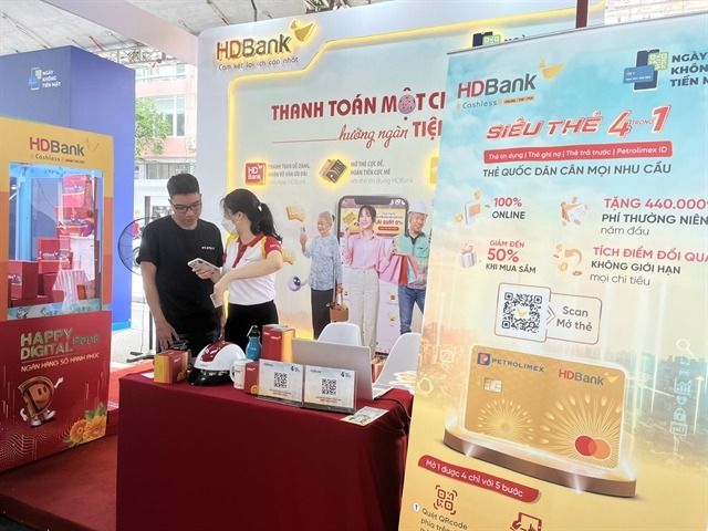 Vietnam to build ‘integrated payment ecosystem’ to promote cashless ...