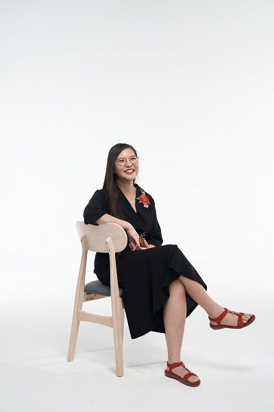 Genevieve Wong finds joy in journeying with patients experiencing distress towards finding hope as a licensed counsellor an accredited Mental Health First Aider.