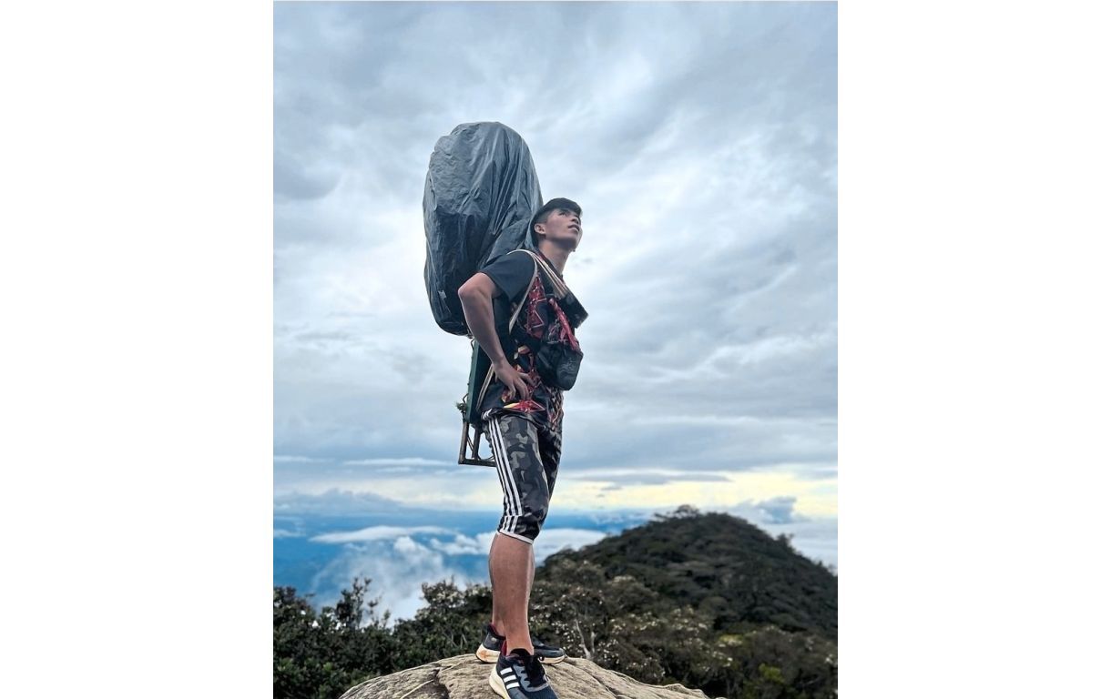 All in a day's work for Kinabalu porters - Vimarsana News