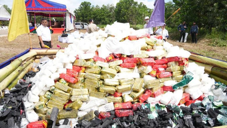 Cambodia sets fire to over two tonnes of illegal drugs - Vimarsana News