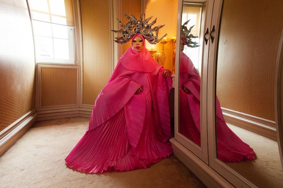 Kel Wen dressed Vida for her music video, which went viral because of the less-than-conventional aesthetic. Photo: Instagram/Behati