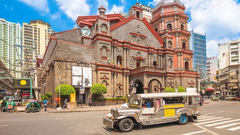 The Philippines' incredible mixture of Asian and Iberian heritage, world-renowned hospitality and international language proficiency are its unique attractions, says the writer. — Shutterstock/Others