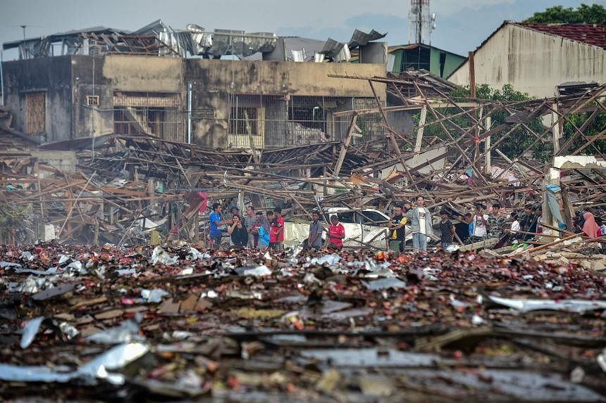 Death toll from Thailand fireworks warehouse blast rises to 12; hundreds of people displaced due to blast - Vimarsana News