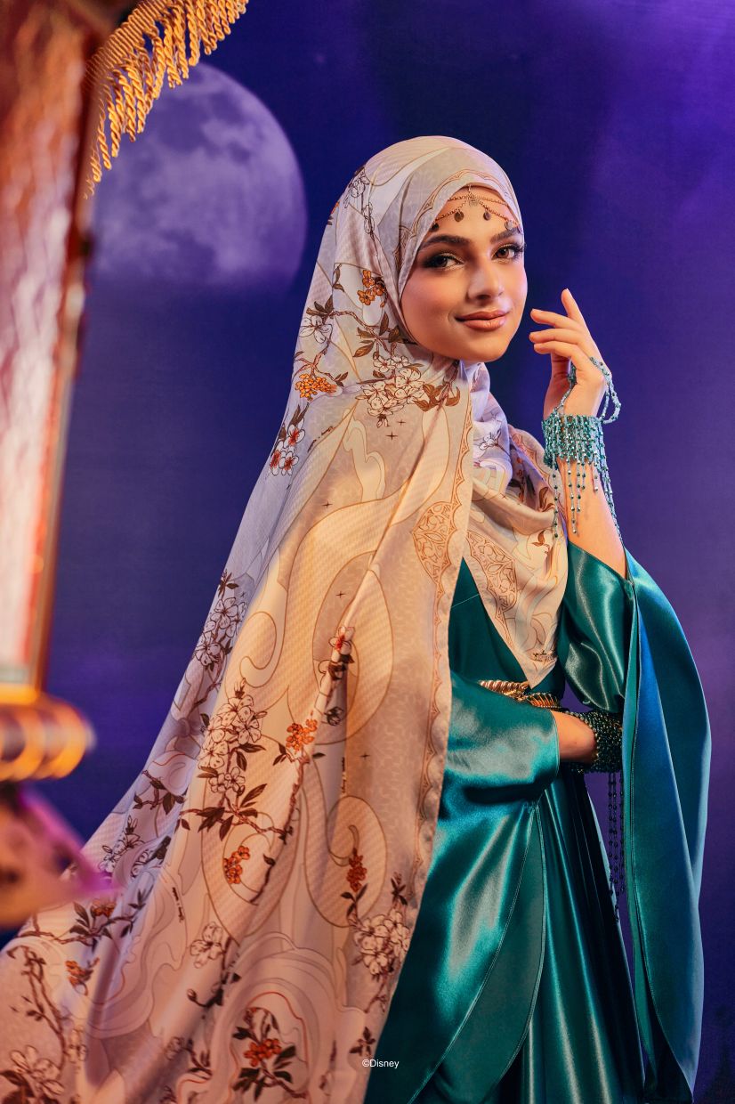 Dazzling design motifs from Aladdin's world are brought to life in this collection. Photo: Naelofar