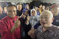 Reezal can continue Pak Lah's legacy, Dr Wee tells Bertam constituents
