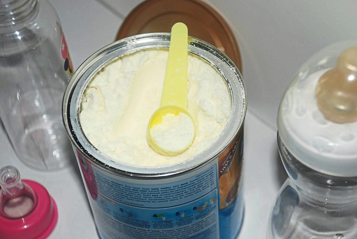 The food industry has not managed to replicate the unique composition of breast milk, although formula is an acceptable alternative for babies whose mothers are unable to breastfeed.