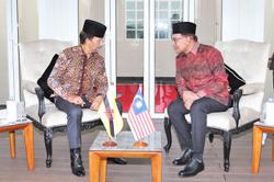 Brunei, Malaysia hail advances in bilateral cooperation, economic ties