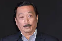 Vincent Tan, Berjaya Land file RM200mil suit against Sanusi