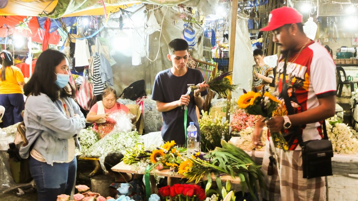 Philippines GDP slows as inflation and rate hikes weigh - Vimarsana News