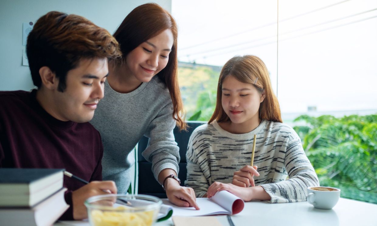 Accessible education and scholarships at UOW Malaysia for B40 and M40 families - Vimarsana News