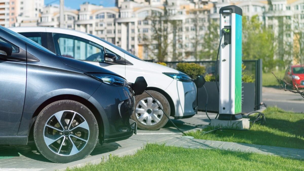Indonesia govt will now actively promoting EV to combat air pollution, says minister - Vimarsana News