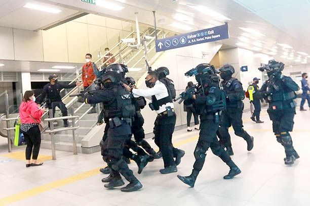 Indonesian anti-terror squad arrests railway employee for alleged link to IS - Vimarsana News