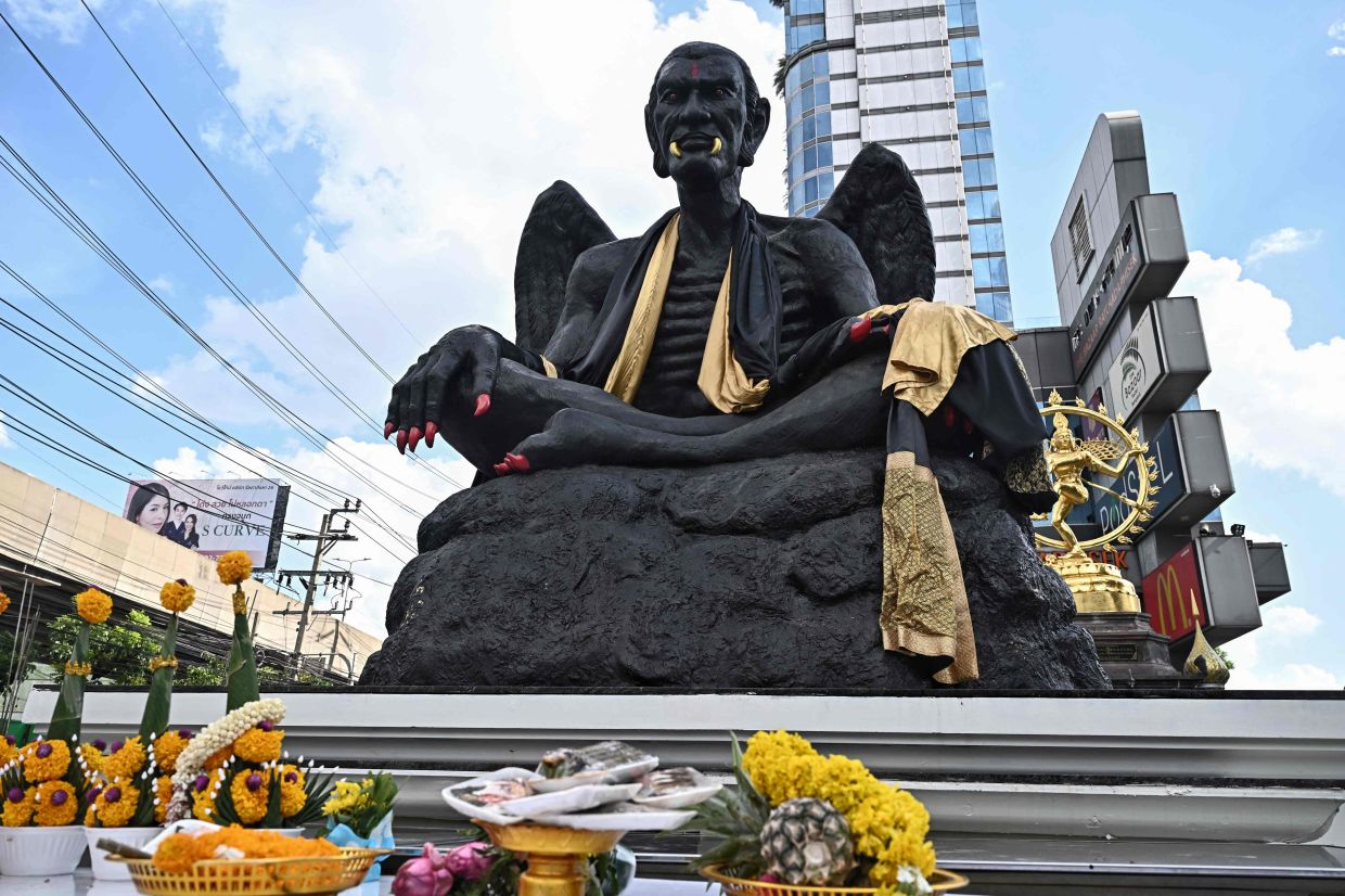 Giant gargoylelike statue stirs controversy in Bangkok The Star