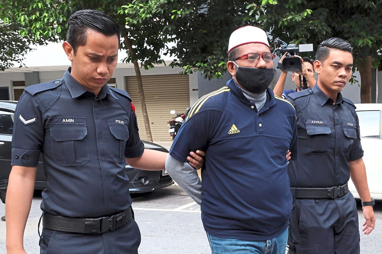 Ex-soldier to hang for killing daughter - Vimarsana News