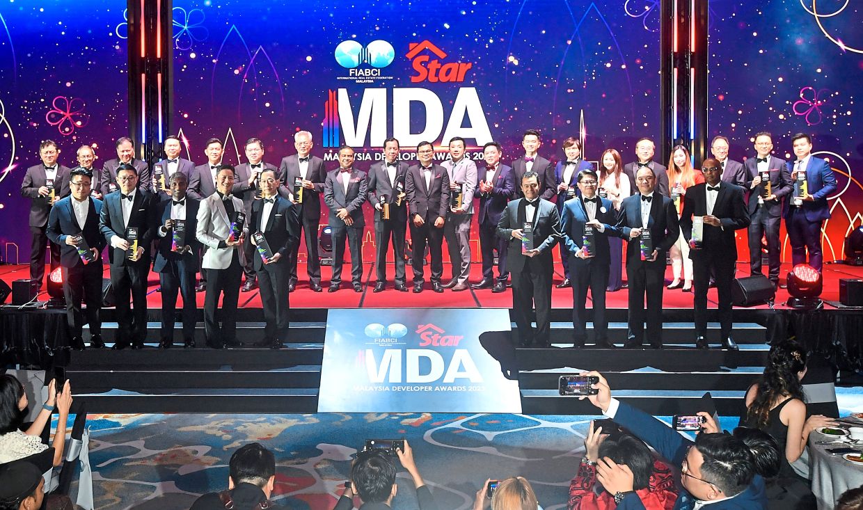 Top development stars awarded - Vimarsana News