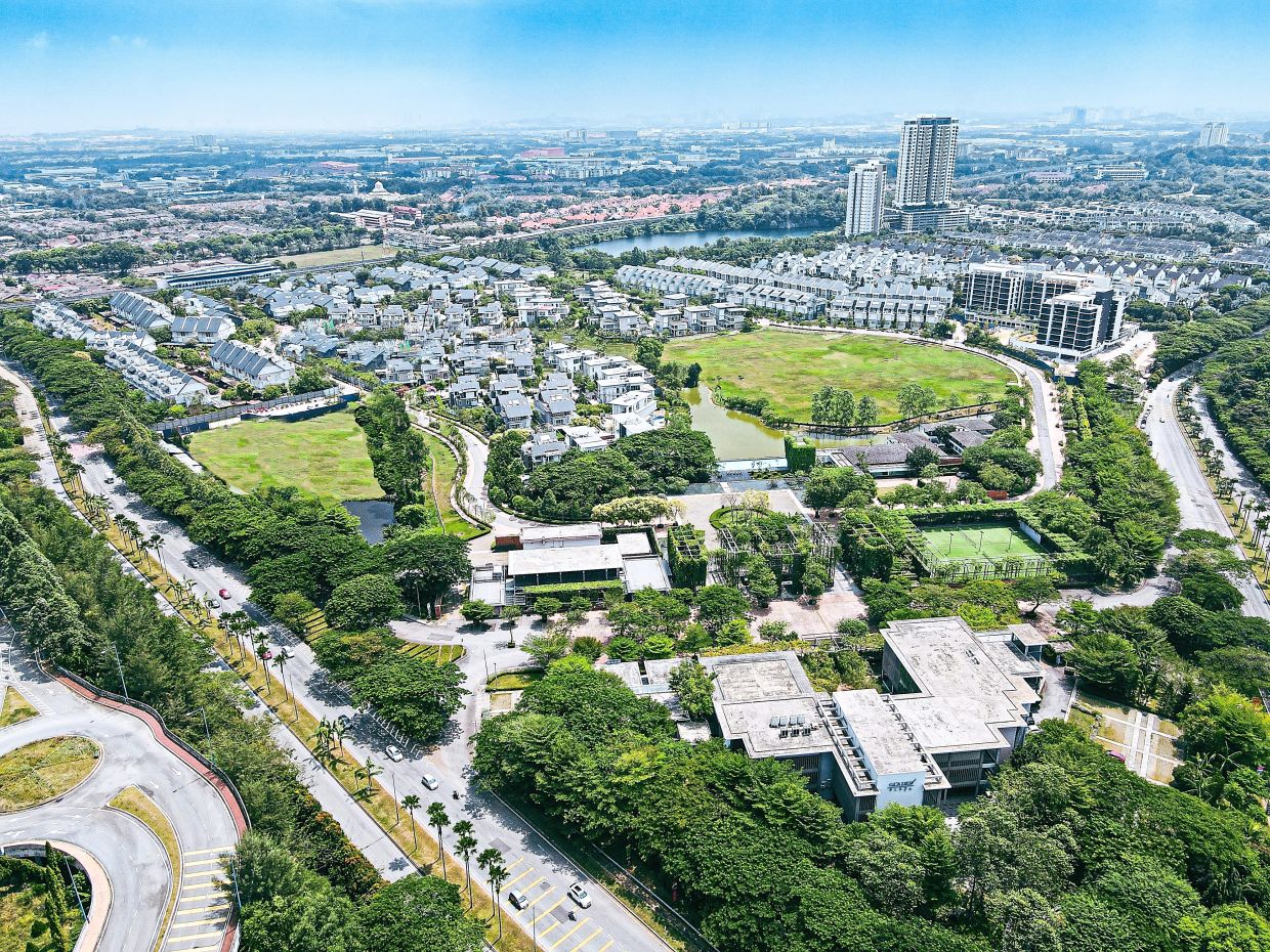 PINNACLE OF DREAM LIVING AT PUTRA HEIGHTS The Star