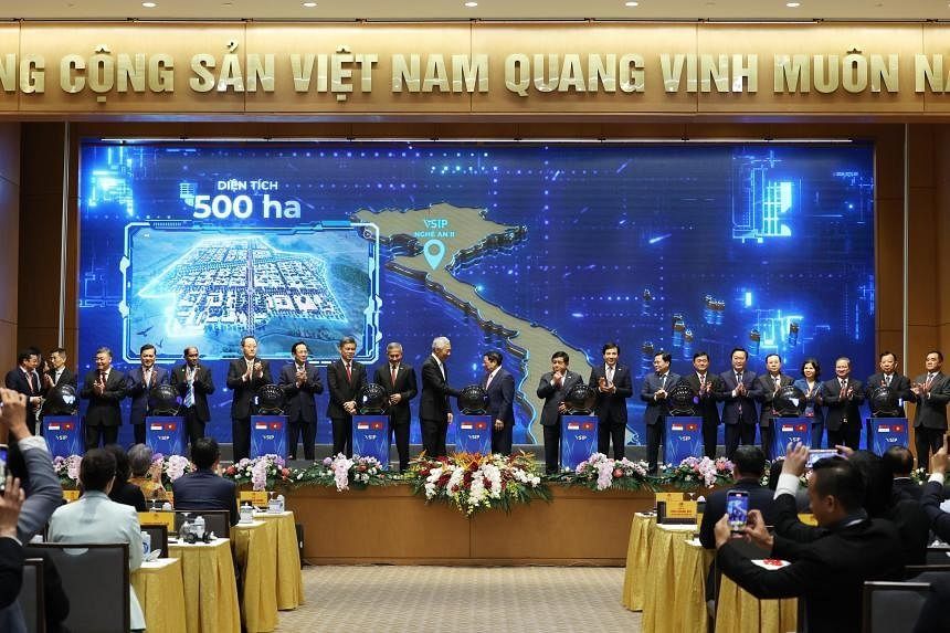 Four new Vietnam-Singpore industrial parks to boost investments, 10 others in pipeline - Vimarsana News