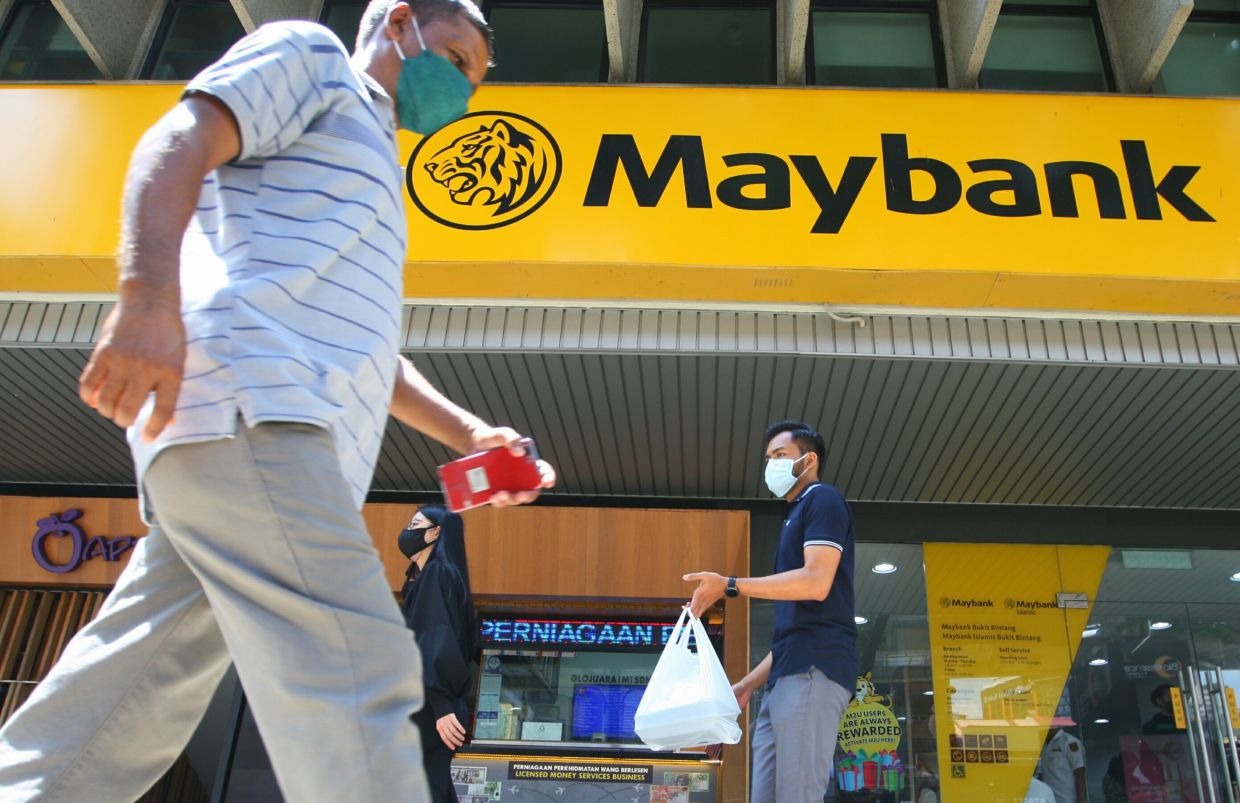 Maybank's 2Q net profit jumps 45.4% to RM2.34bil, declares div of 29c/share - Vimarsana News