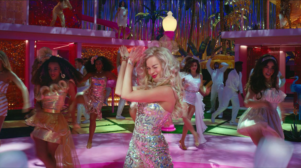 'Barbie' tops 'Super Mario' as highest grossing film of the year - Vimarsana News