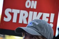 Game makers seek unions as digital entertainment booms