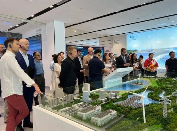 Diplomats tour China clean energy projects | The Star