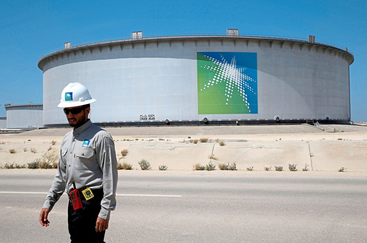US$100-a-barrel oil is already here for Saudi - Vimarsana News