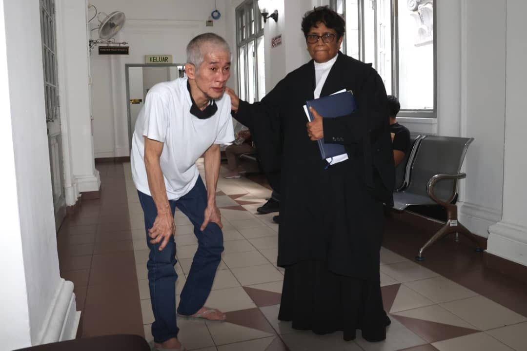 Indonesian cleared of drug charges, wants speedy deportation to treat bad back - Vimarsana News