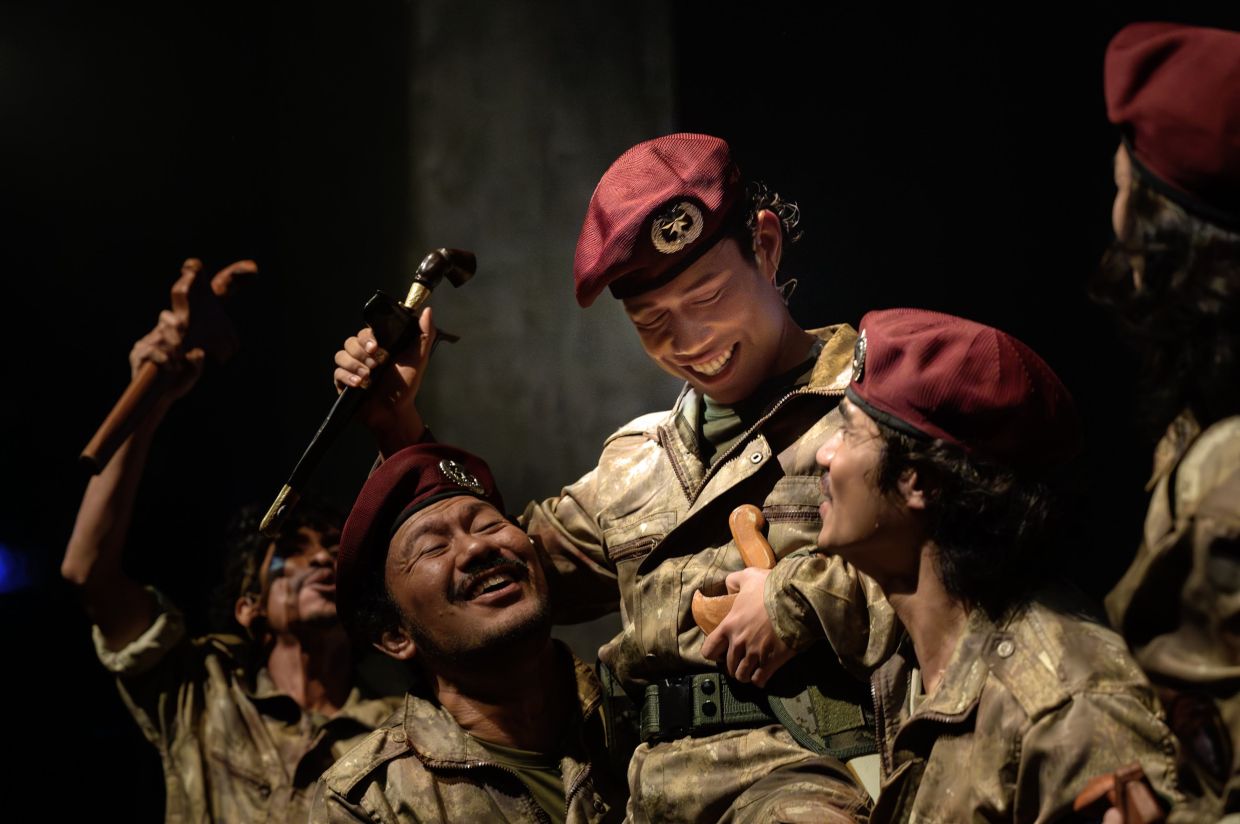 Hang Jebat (Zul Zamir), second left, and Hang Tuah (Yusuf Amin), second right, during happier times before things became rather complicated. Photo: Chan Kien Ming and leggoshoot