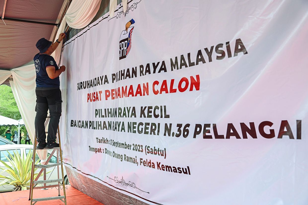 Behave yourselves during campaigning, politicians told - Vimarsana News