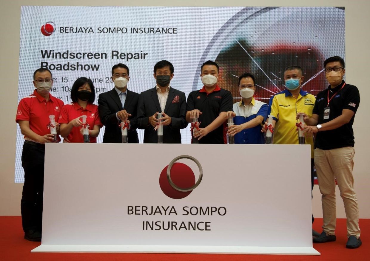 Berjaya Sompo's windscreen repair roadshow raised awareness on the environmental issues of windscreen waste and promoted the benefits of windscreen repair.