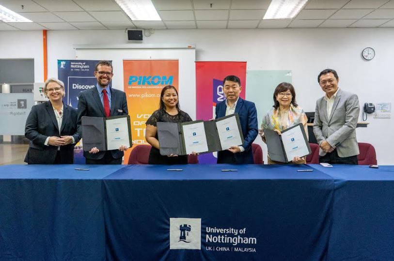 UNM recently extended its partnership with PIKOM to further develop industry-academia collaboration that aims to enhance Malaysia’s technology ecosystem. 