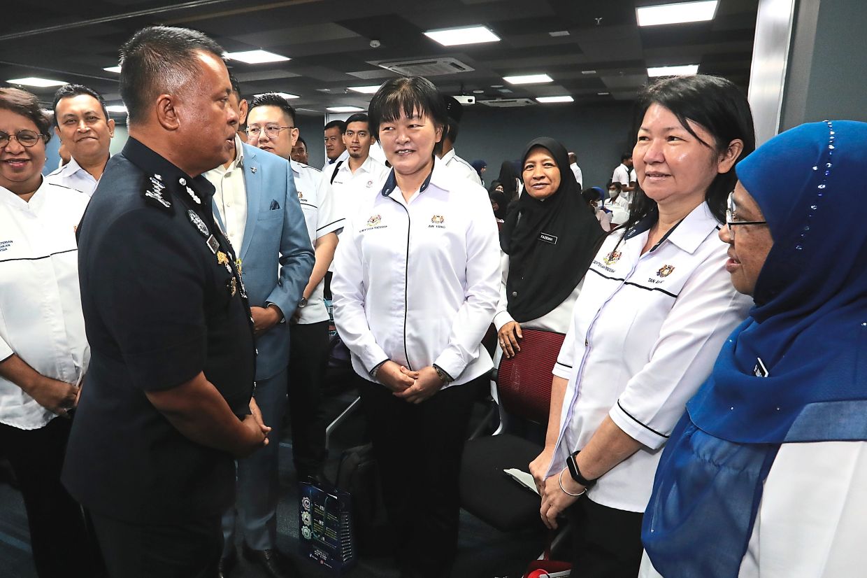 Johor police chief calls for scam response centre in JB - Vimarsana News